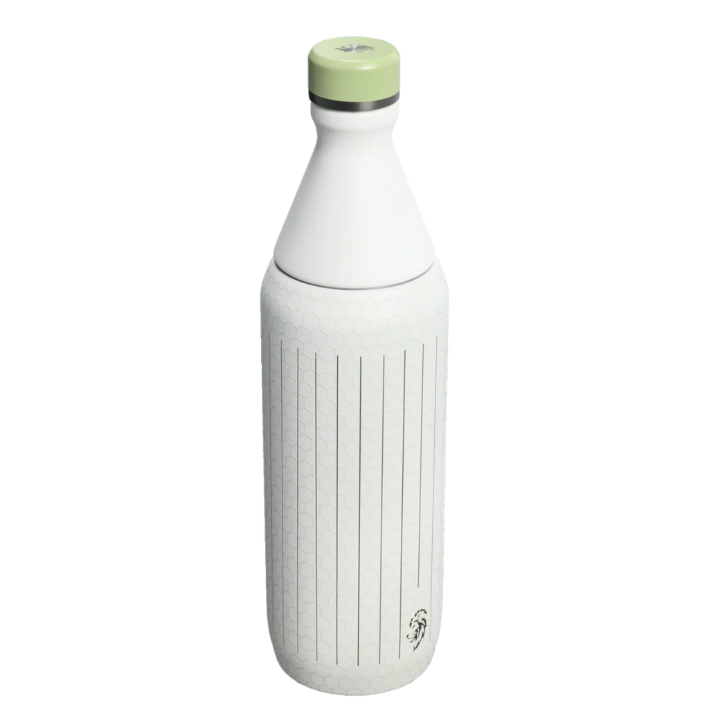 The Stanley 1913 x Nelly Korda All Day Slim Bottle