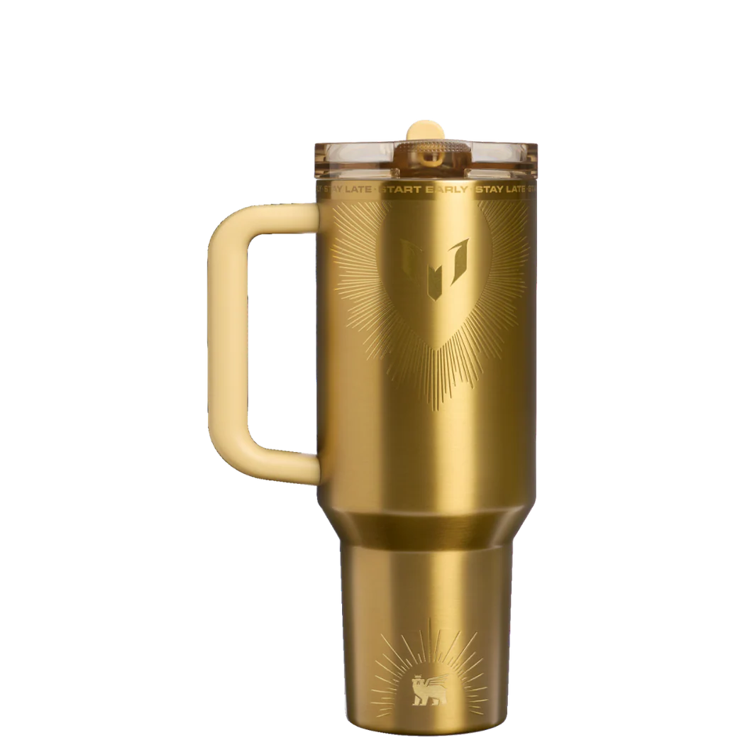 Stanley 1913 x Messi The Quencher 2.0 Tumbler